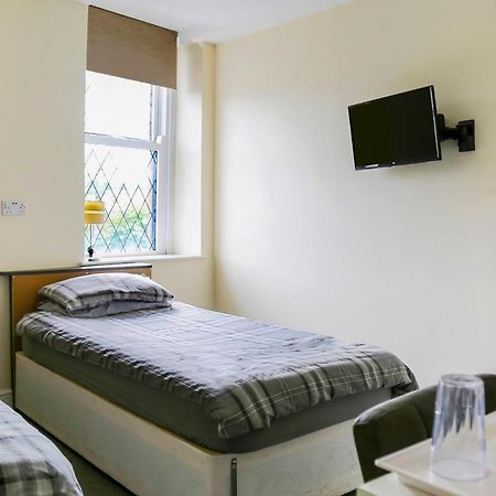 Oyo Castle Hotel, Accrington Kültér fotó